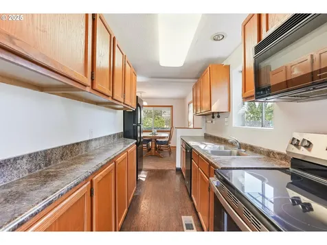 2349 SE 113th Avenue Portland OR 97216