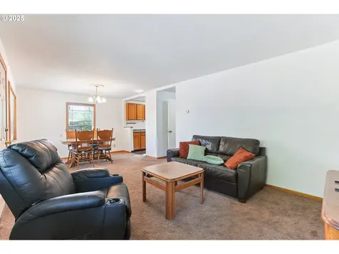 2349 SE 113th Avenue Portland OR 97216