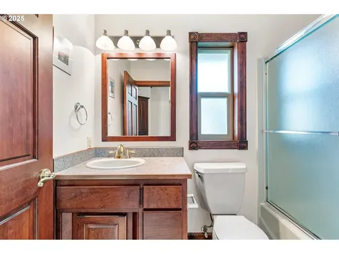 1510 Bohemia Place Cottage Grove OR 97424