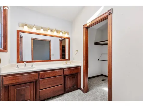 1510 Bohemia Place Cottage Grove OR 97424