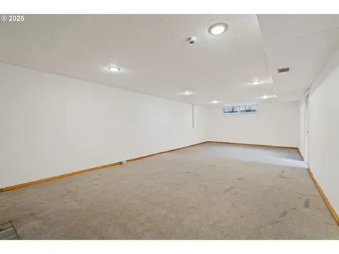 2115 NE 19th Avenue Portland OR 97212