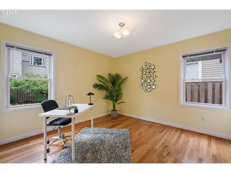 2115 NE 19th Avenue Portland OR 97212