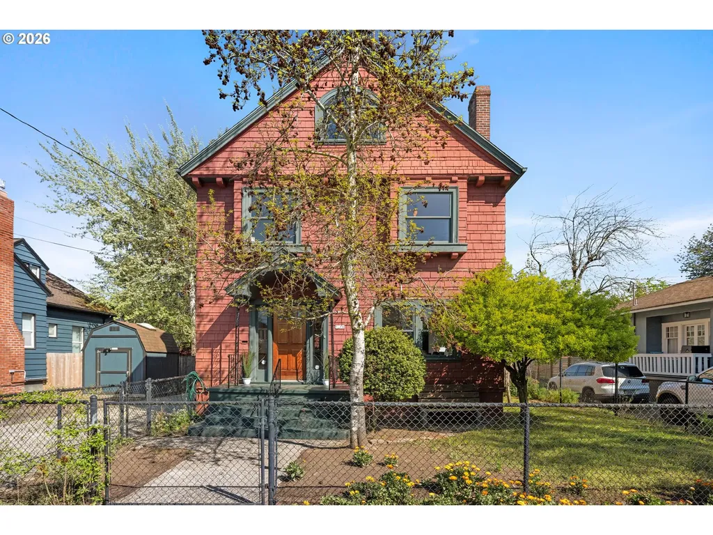 5116 NE 15th Avenue Portland OR 97211