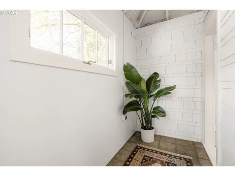 5116 NE 15th Avenue Portland OR 97211