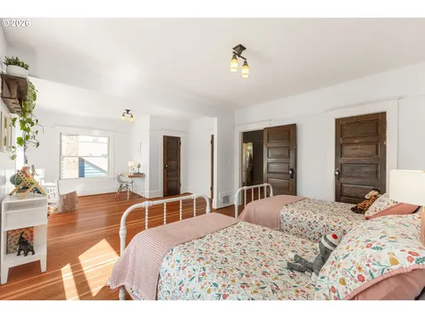 5116 NE 15th Avenue Portland OR 97211