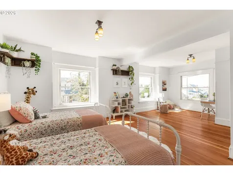 5116 NE 15th Avenue Portland OR 97211