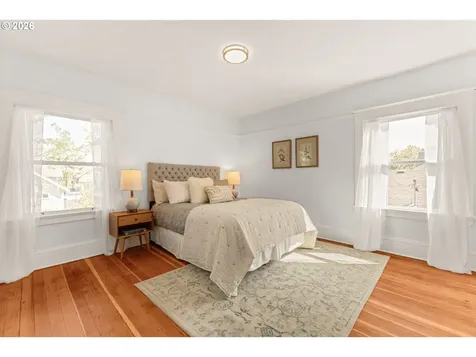 5116 NE 15th Avenue Portland OR 97211