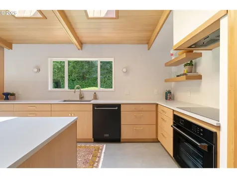 5100 SW Laurelwood Avenue Portland OR 97225
