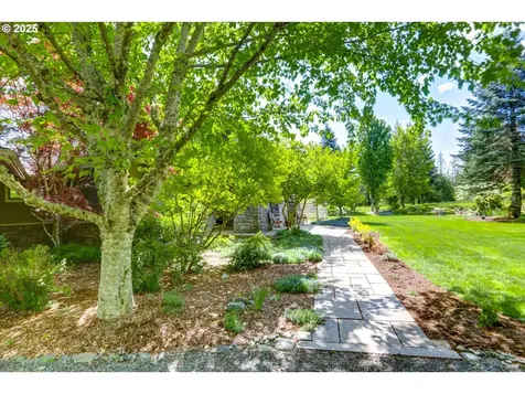 172 Connie Lane Washougal WA 98671