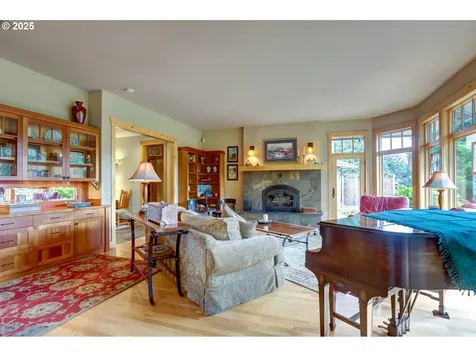 172 Connie Lane Washougal WA 98671