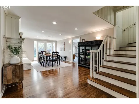 445 Hazel Court Eugene OR 97401