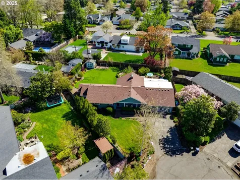 445 Hazel Court Eugene OR 97401