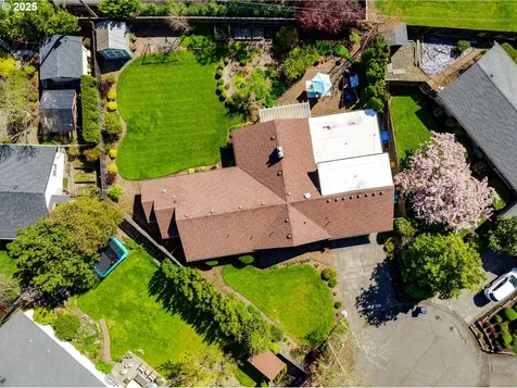 445 Hazel Court Eugene OR 97401