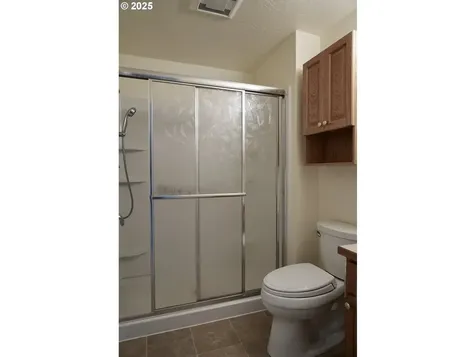 838 Hazelnut Lane Springfield OR 97478