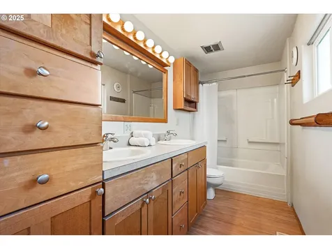 2708 N Depot Street La Grande OR 97850