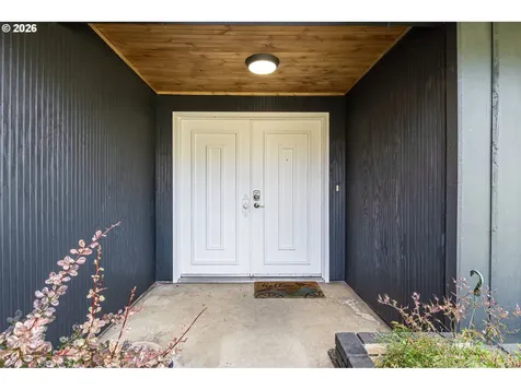 229 N Grove Lane Sutherlin OR 97479
