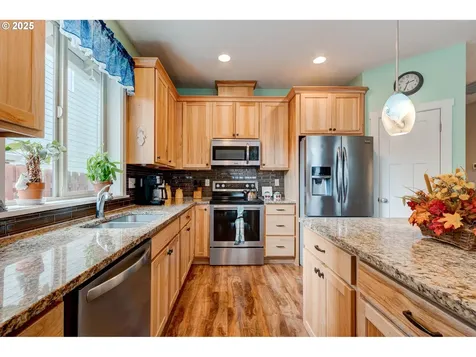 104 NE Megan Drive Estacada OR 97023