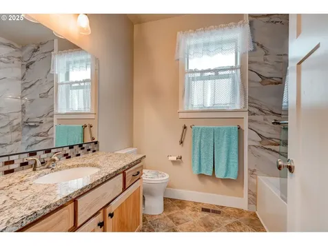 104 NE Megan Drive Estacada OR 97023