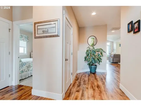 104 NE Megan Drive Estacada OR 97023