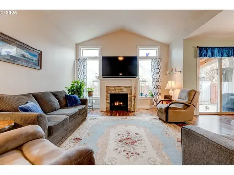 104 NE Megan Drive Estacada OR 97023