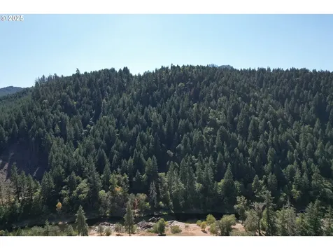 750 Ferguson Lane Days Creek OR 97429