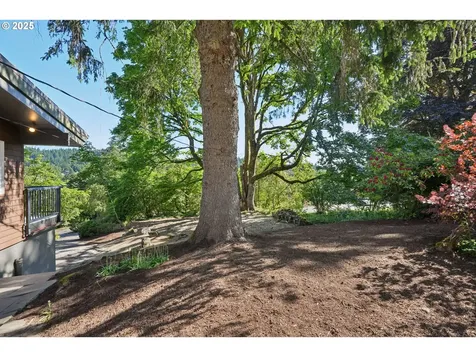 630 SW Viewmont Drive Portland OR 97225