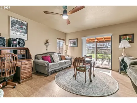 925 Winchester Avenue Medford OR 97501