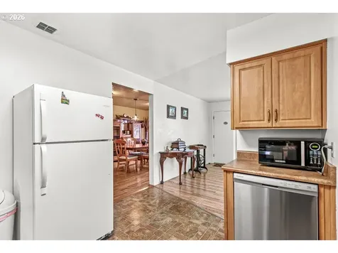 925 Winchester Avenue Medford OR 97501