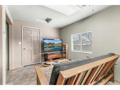 925 Winchester Avenue Medford OR 97501