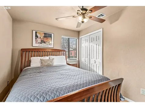 925 Winchester Avenue Medford OR 97501