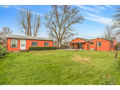 925 Winchester Avenue Medford OR 97501