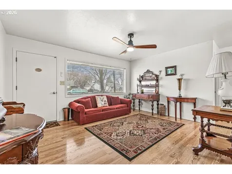 925 Winchester Avenue Medford OR 97501