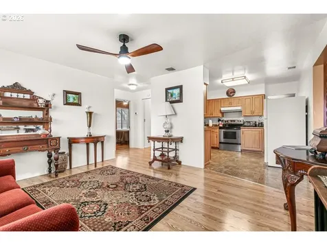 925 Winchester Avenue Medford OR 97501