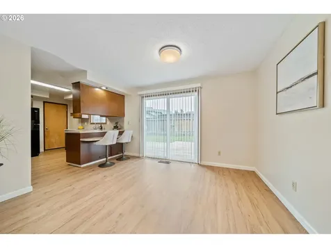 11915 NW 36th Avenue Vancouver WA 98685