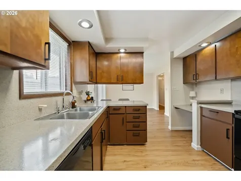 11915 NW 36th Avenue Vancouver WA 98685