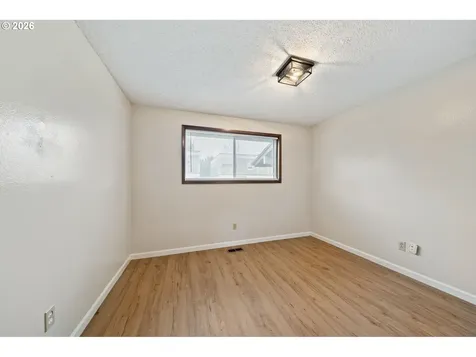 11915 NW 36th Avenue Vancouver WA 98685