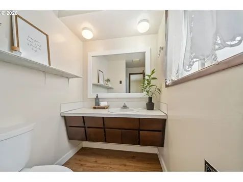 11915 NW 36th Avenue Vancouver WA 98685