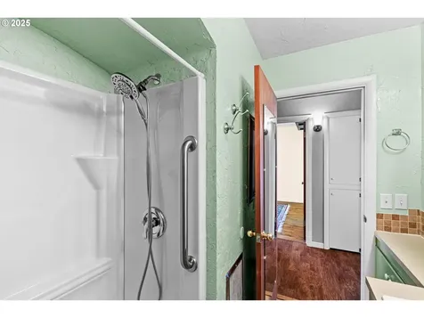 1495 N Hemlock Street Coquille OR 97423