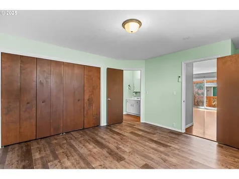 1495 N Hemlock Street Coquille OR 97423