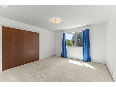 1495 N Hemlock Street Coquille OR 97423