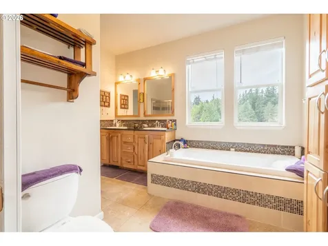 13611 S New Era Road Oregon City OR 97045
