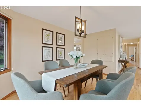 1695 Hallinan Street Lake Oswego OR 97034