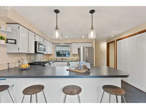1695 Hallinan Street Lake Oswego OR 97034