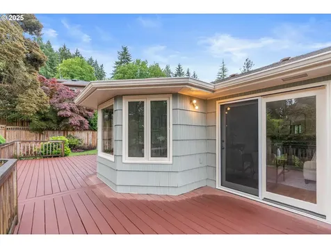 1695 Hallinan Street Lake Oswego OR 97034