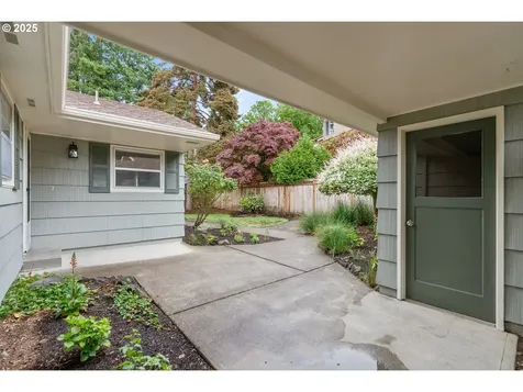 1695 Hallinan Street Lake Oswego OR 97034