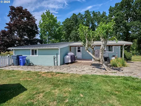 4887 S Elliott Prairie Road Woodburn OR 97071