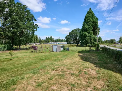 4887 S Elliott Prairie Road Woodburn OR 97071