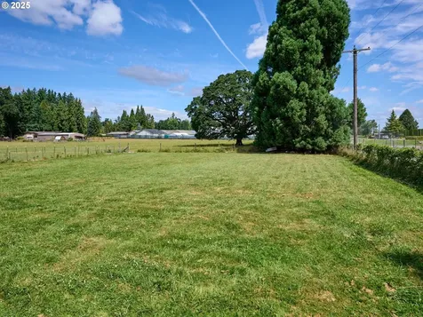 4887 S Elliott Prairie Road Woodburn OR 97071