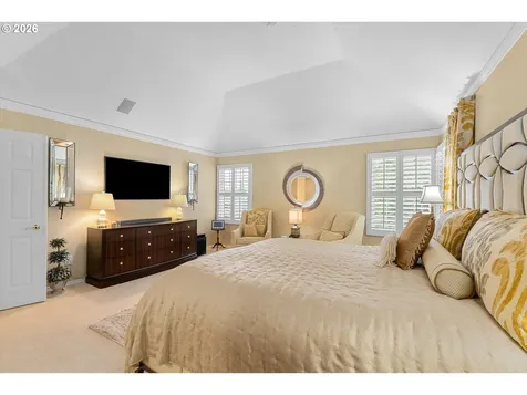 752 SW Regency Terrace Portland OR 97225