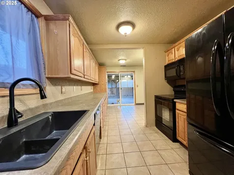 885 W Duane Avenue Hermiston OR 97838